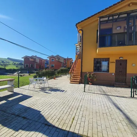 Biules - La Colina Apartment